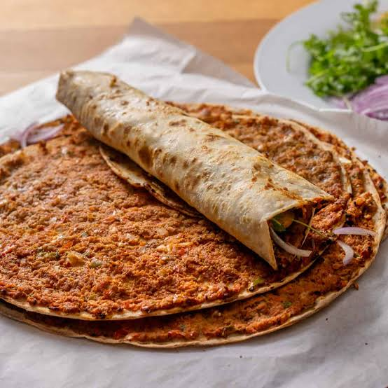 Lahmajoon (Turkish Pizza)